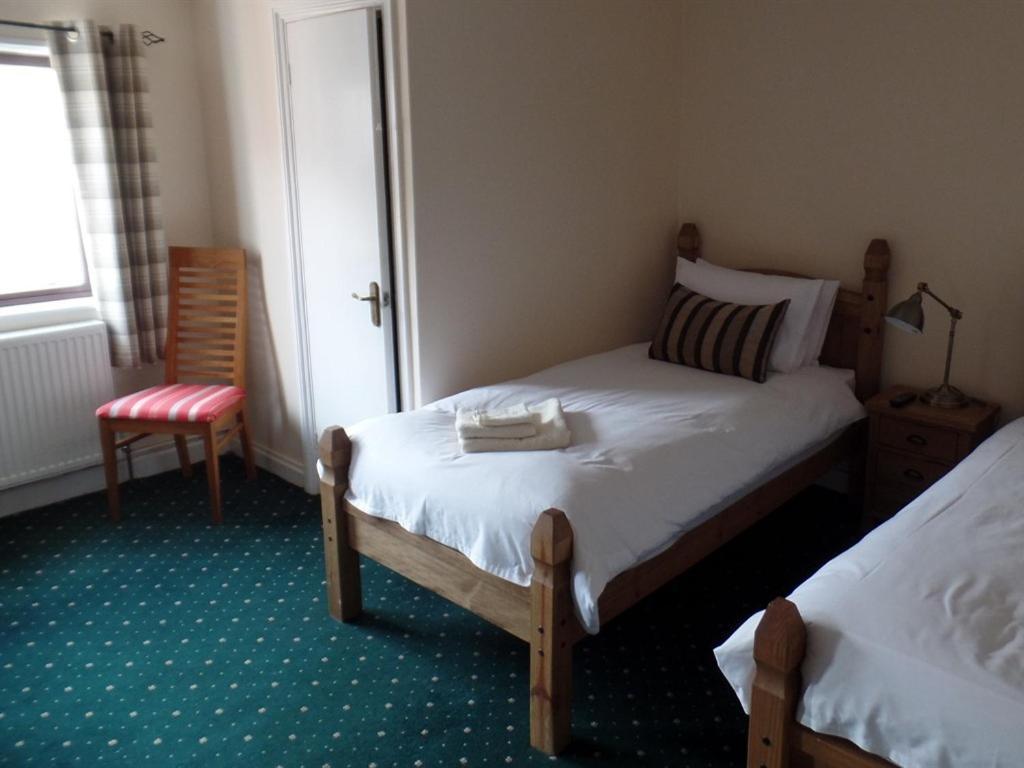 Отель Royal George Great Easton  Номер фото